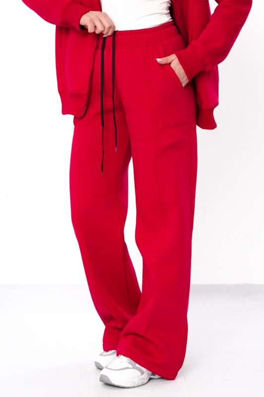 Костюм жіночий